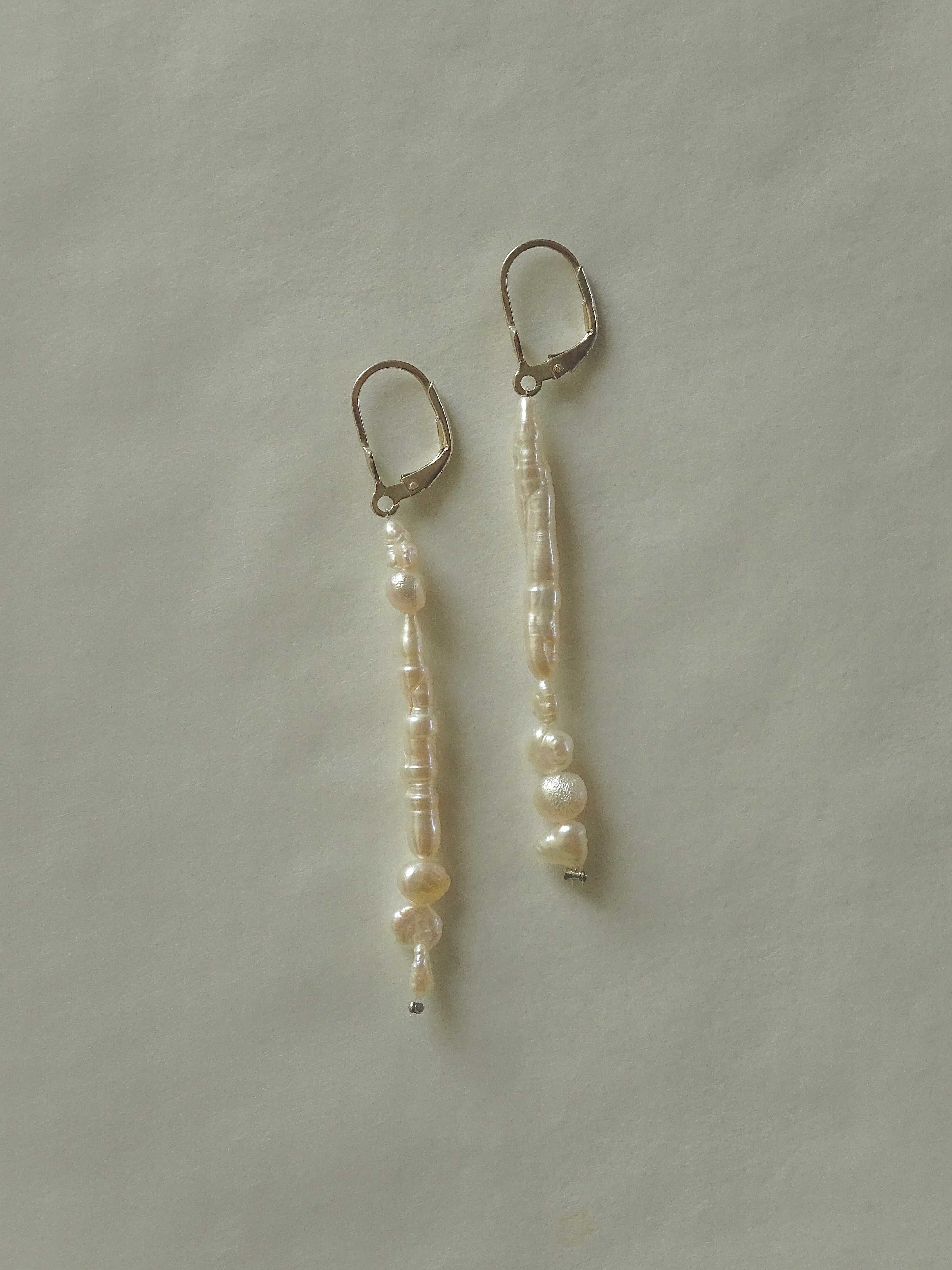 LÓNA Earrings