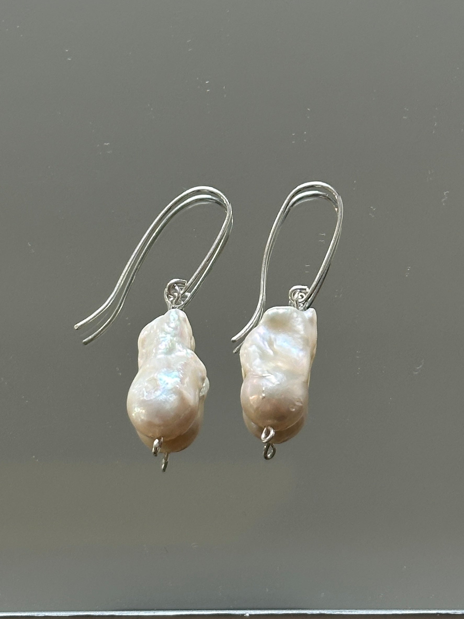 BLISSY EARRINGS